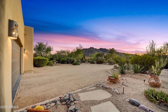 37095 N Bloody Basin Road, Carefree, AZ 85377