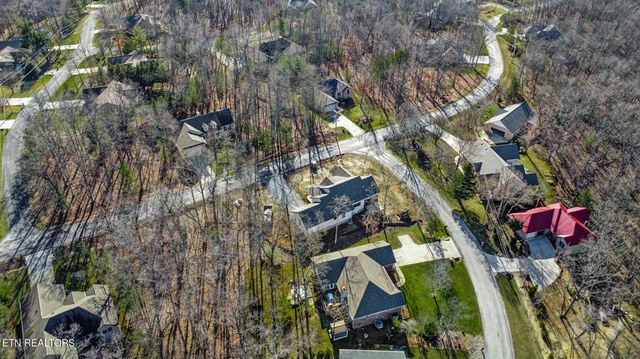 124 Markham Lane, Crossville, TN 38558