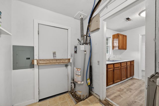 2134 N Minnesota, Wichita, KS 67214