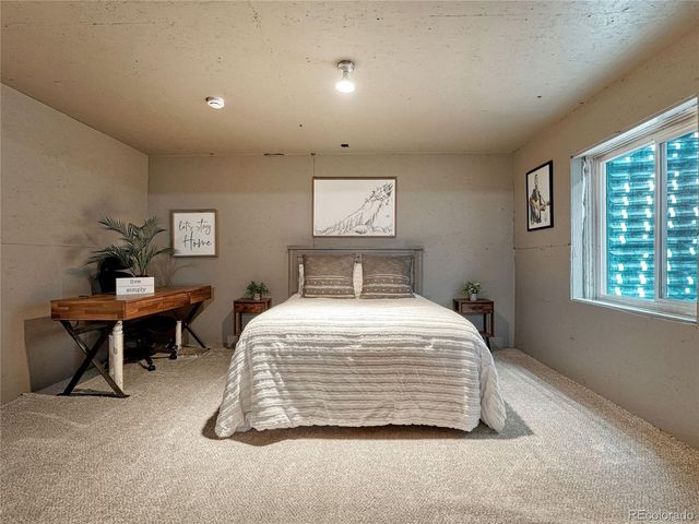 10082 Intrepid Way, Colorado Springs, CO 80925