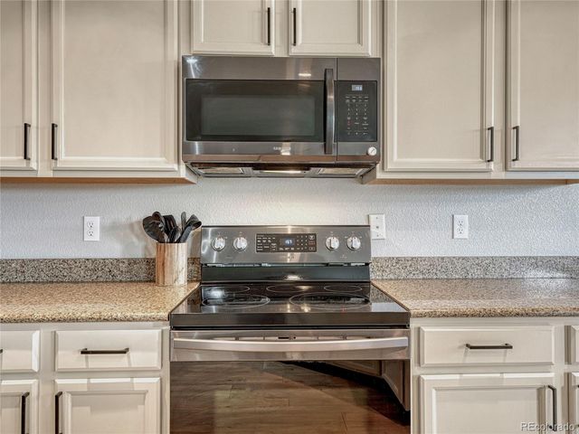 10082 Intrepid Way, Colorado Springs, CO 80925