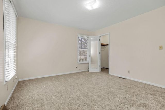 10530 W 59th Terrace, Shawnee, KS 66203