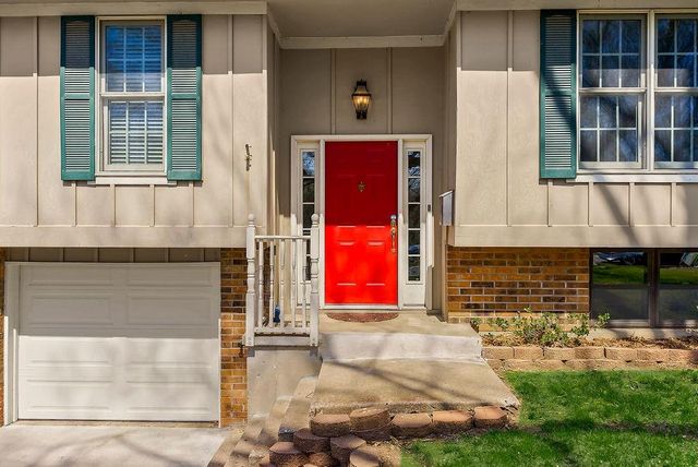 10530 W 59th Terrace, Shawnee, KS 66203