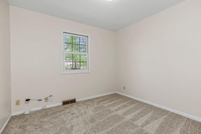 10530 W 59th Terrace, Shawnee, KS 66203