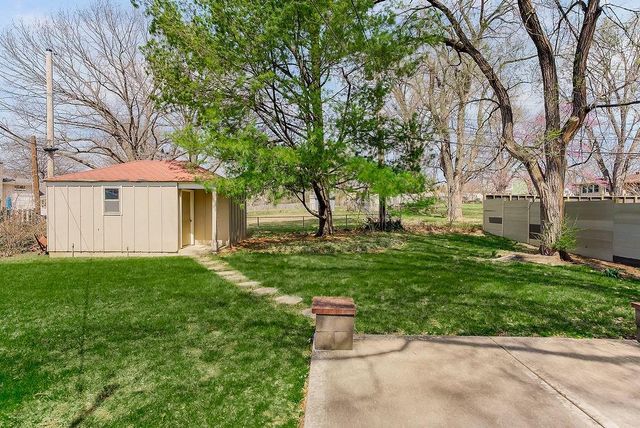 10530 W 59th Terrace, Shawnee, KS 66203