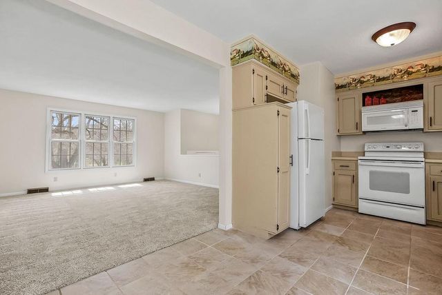 10530 W 59th Terrace, Shawnee, KS 66203