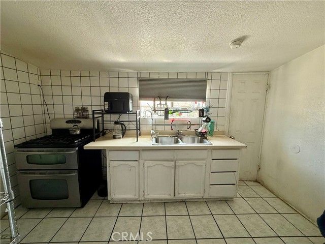 828 N Herbert Avenue, City Terrace, CA 90063