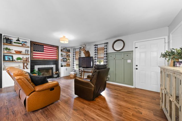 1294 Redbud Ln, Columbia, TN 38401