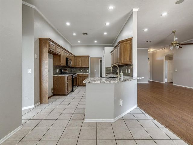 1200 SW 130th Street, Oklahoma City, OK 73170