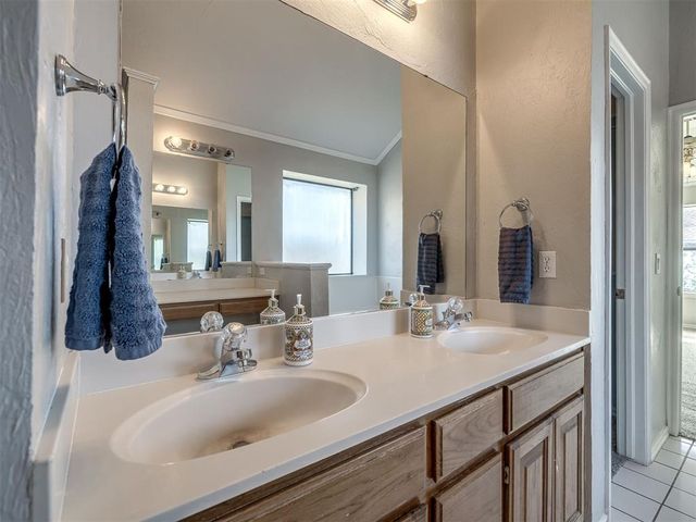 1200 SW 130th Street, Oklahoma City, OK 73170