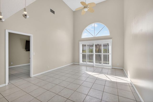 512 Ocean Dunes Circle, Jupiter, FL 33477