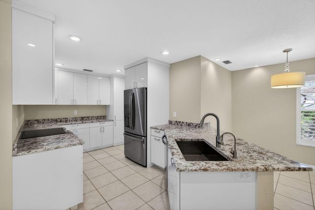 512 Ocean Dunes Circle, Jupiter, FL 33477