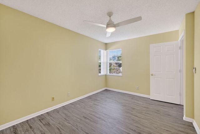 512 Ocean Dunes Circle, Jupiter, FL 33477