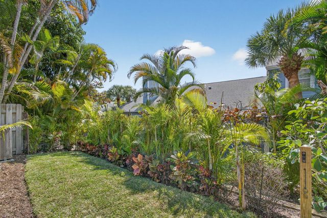 512 Ocean Dunes Circle, Jupiter, FL 33477