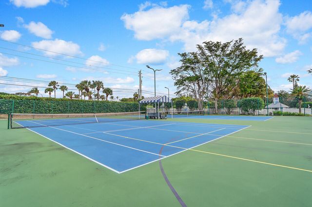 512 Ocean Dunes Circle, Jupiter, FL 33477