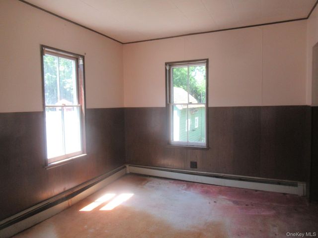 19 Bonnell Street, Middletown, NY 10940
