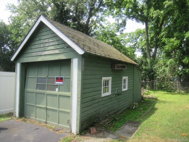 19 Bonnell Street, Middletown, NY 10940