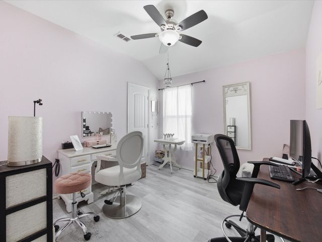 315 Preakness Lane, Ponder, TX 76259