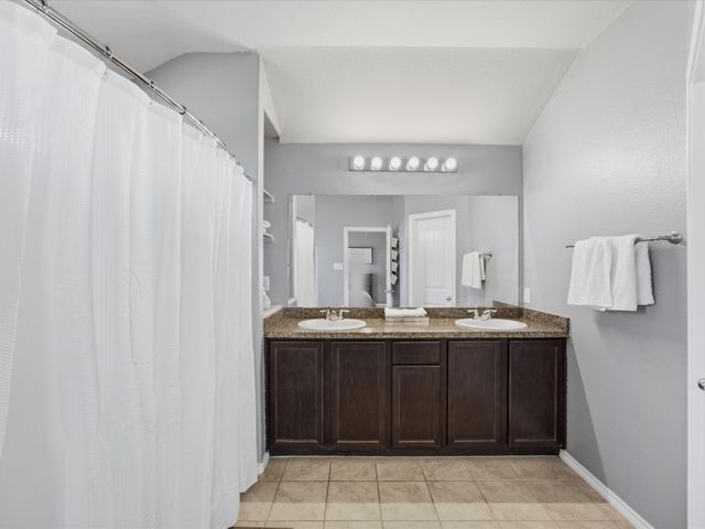 315 Preakness Lane, Ponder, TX 76259