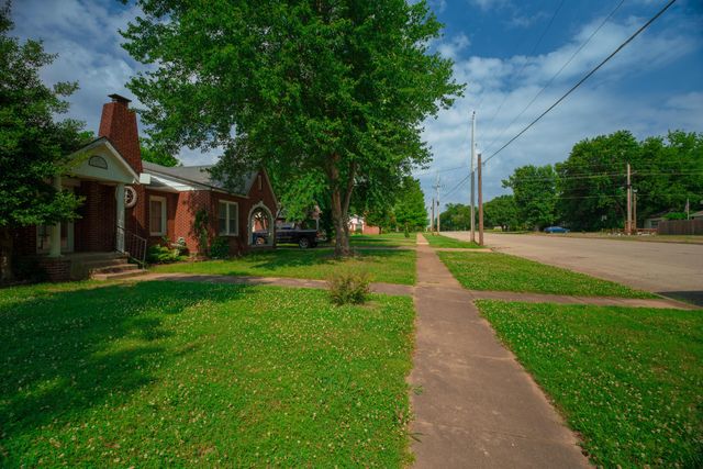 901 W Canadian Avenue, Vinita, OK 74301