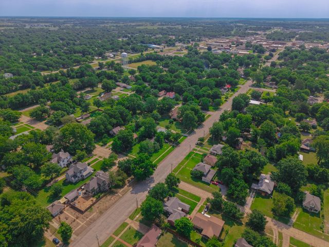 901 W Canadian Avenue, Vinita, OK 74301