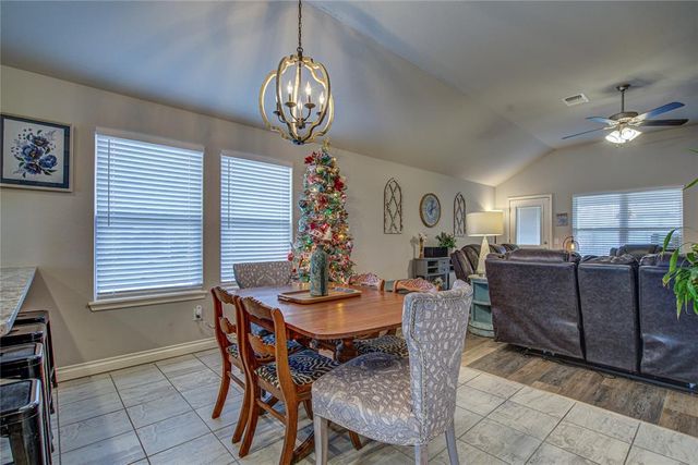 900 Old Frisco Road, Norman, OK 73069