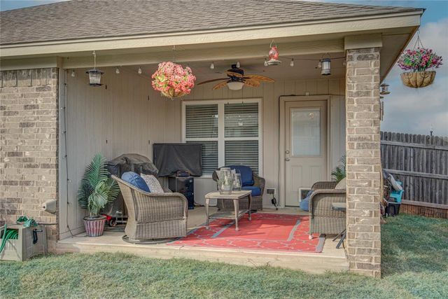 900 Old Frisco Road, Norman, OK 73069