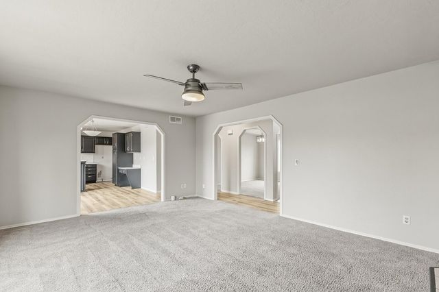 2309 N Chadsworth St, Wichita, KS 67205