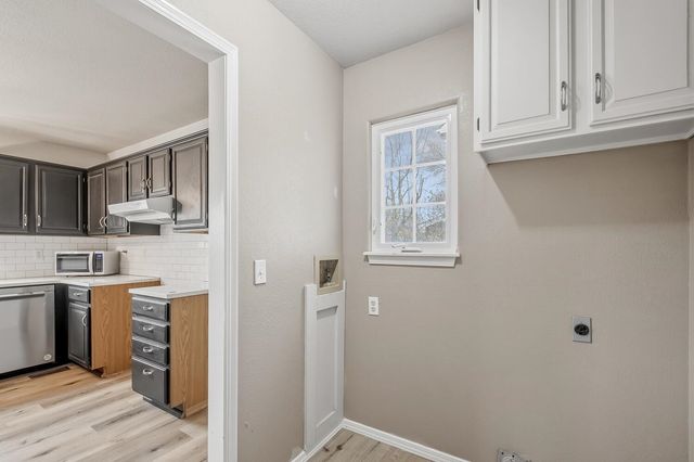 2309 N Chadsworth St, Wichita, KS 67205