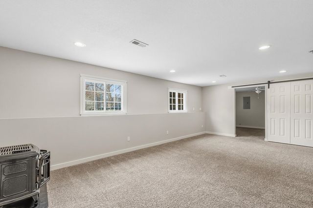 2309 N Chadsworth St, Wichita, KS 67205