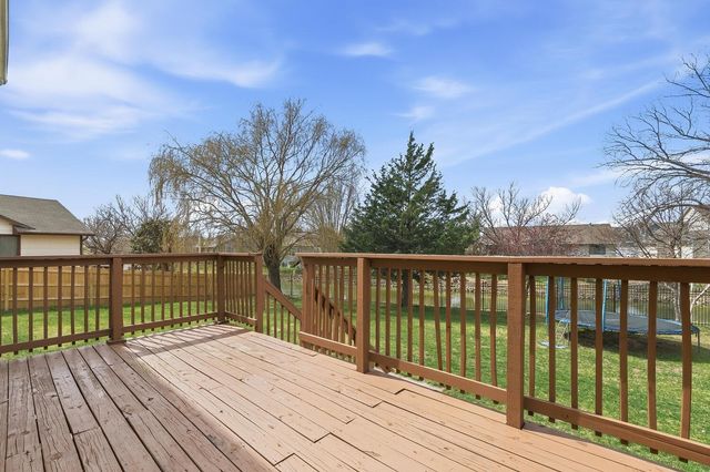 2309 N Chadsworth St, Wichita, KS 67205