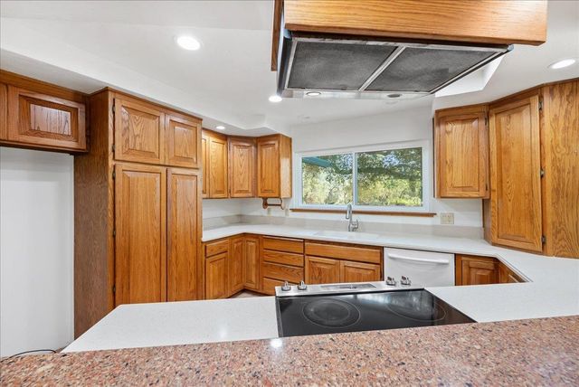 4340 Blackberry, Auburn, CA 95602