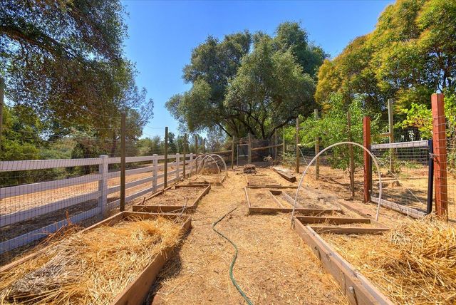 4340 Blackberry, Auburn, CA 95602