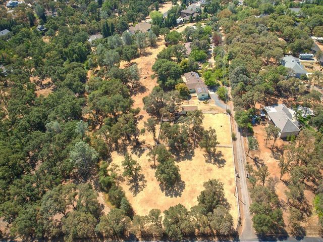 4340 Blackberry, Auburn, CA 95602