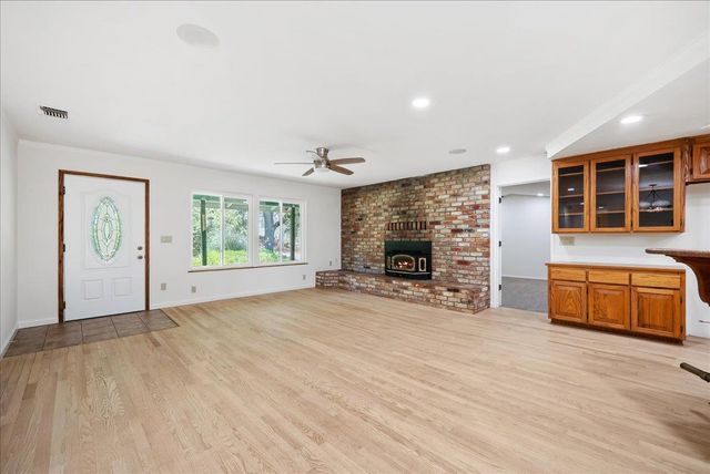 4340 Blackberry, Auburn, CA 95602