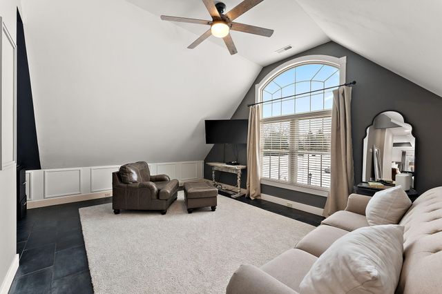 197 Appaloosa Lane, Valparaiso, IN 46383