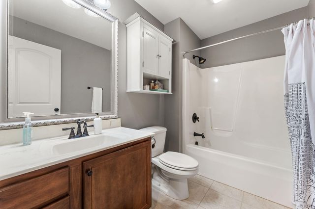 197 Appaloosa Lane, Valparaiso, IN 46383