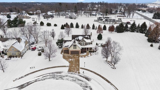 197 Appaloosa Lane, Valparaiso, IN 46383