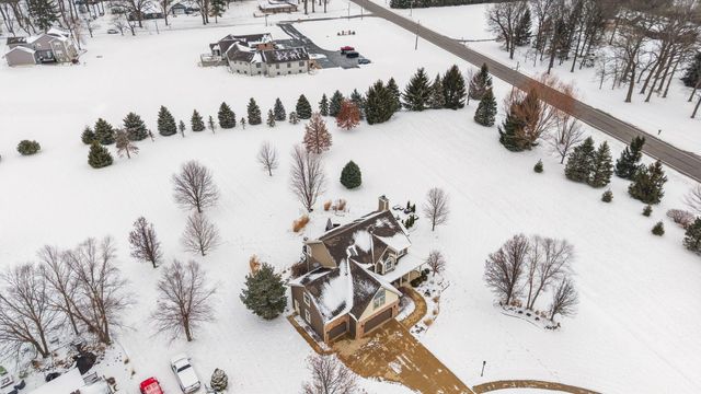 197 Appaloosa Lane, Valparaiso, IN 46383