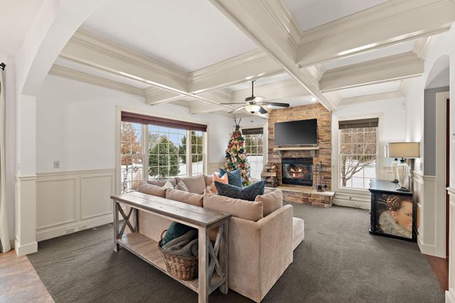 197 Appaloosa Lane, Valparaiso, IN 46383