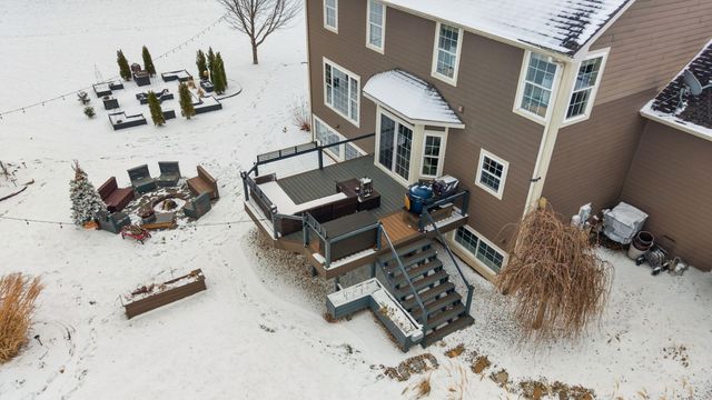 197 Appaloosa Lane, Valparaiso, IN 46383