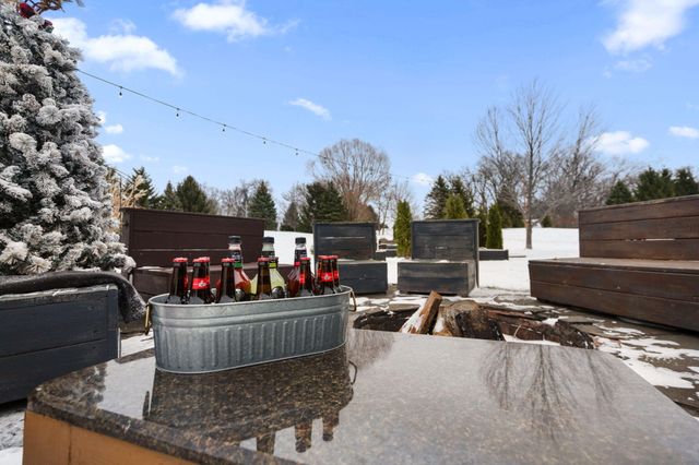 197 Appaloosa Lane, Valparaiso, IN 46383