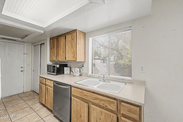 4810 E Euclid Avenue 1, Phoenix, AZ 85044