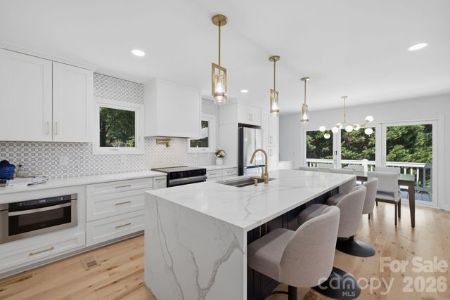 2494 Cherry Lane, Denver, NC 28037