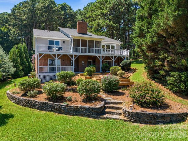 2494 Cherry Lane, Denver, NC 28037