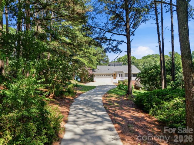 2494 Cherry Lane, Denver, NC 28037