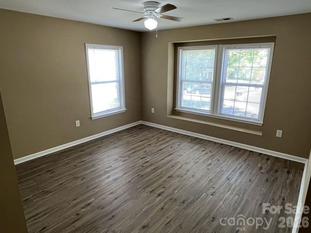 14043 Pinyon Pine Lane, Charlotte, NC 28215