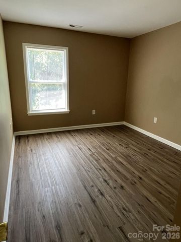 14043 Pinyon Pine Lane, Charlotte, NC 28215