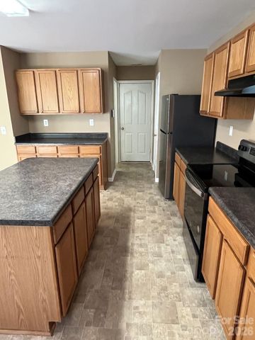 14043 Pinyon Pine Lane, Charlotte, NC 28215