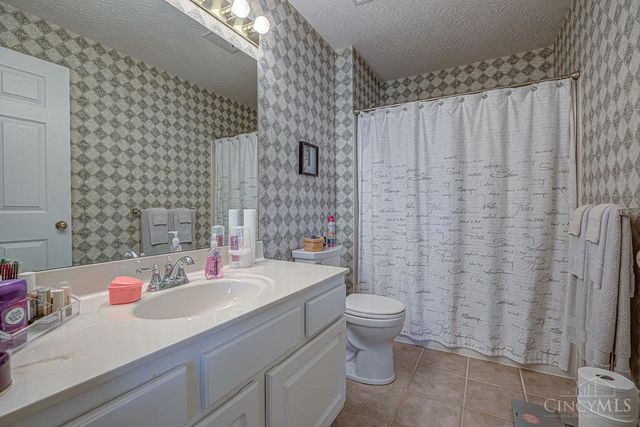 5787 Southwater Drive, Mason, OH 45040